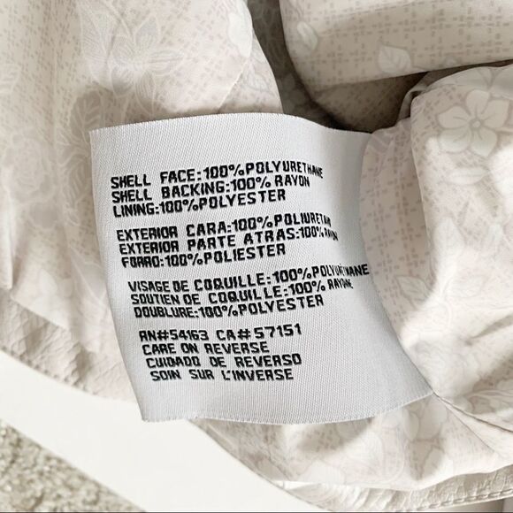 GUESS Faux Leather Crop Moto Jacket! - Picture 6 of 11